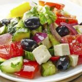 Классический рецепт греческого салата и несколько альтернативный идей