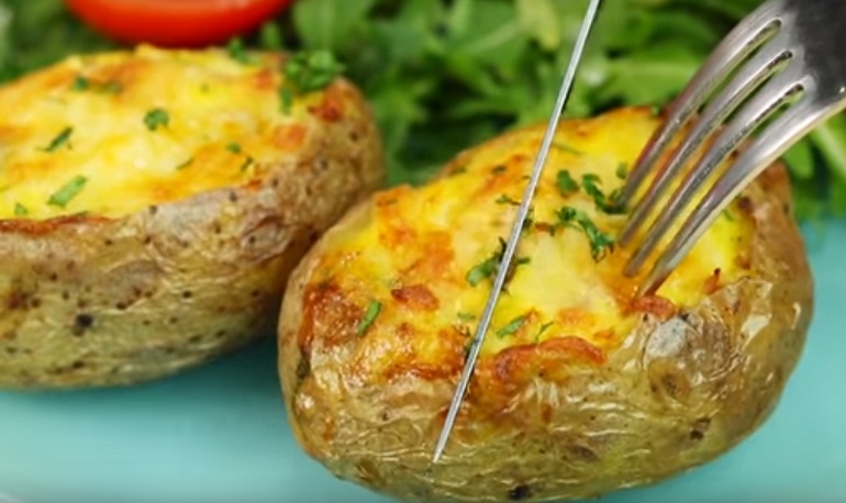 Картофельные корзиночки с ветчиной и сыром: красиво и вкусно