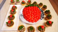 Интересный салат «Ягодка» и закуска в тарталетках: блюда на праздничный стол