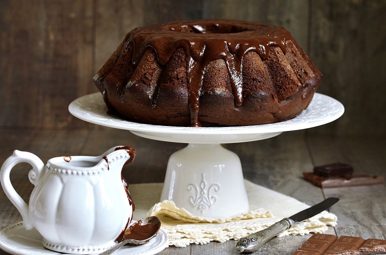 Великолепный шоколадный кекс: отличный десерт к чаю