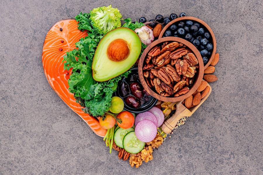 
                                    Влияние низкохолестериновой диеты на здоровье сердца                                