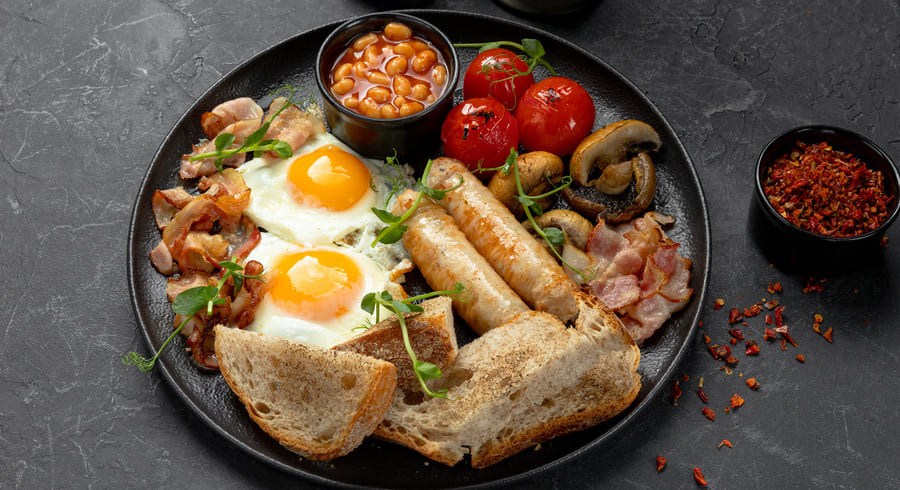 
                                    Из чего состоит традиционный английский завтрак?                                